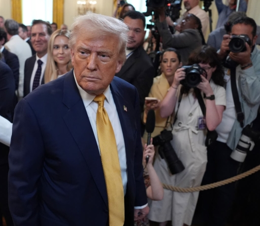 You are currently viewing Donald Trump Kembali Sindir Reporter CNN, Kali Ini Terkait Epstein Files